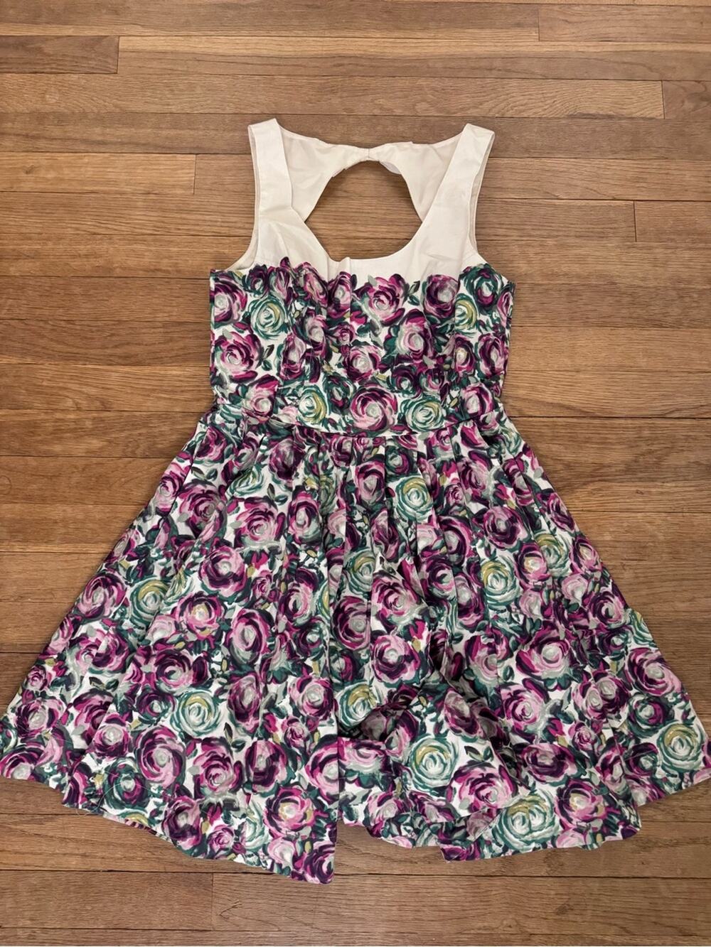LC Lauren Conrad Women's Multi-Color Floral Knee Length Flare Dress Size 6
b31